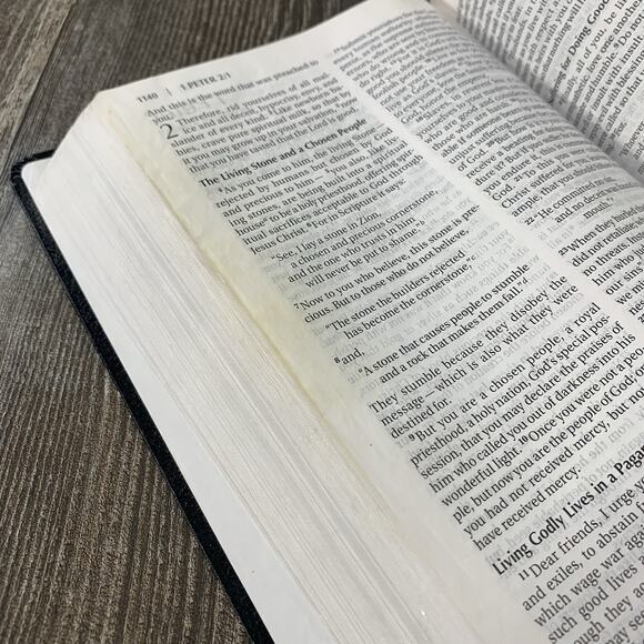 NIV Thinline Large Print Reference Bible Bonded Leather Zondervan 2011 Unmarked - Picture 11 of 11